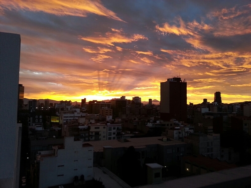La realidad es una mera ilusión, aunque una muy persistente. A. Einstein