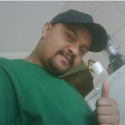 Amo as novidades curto um bom barzinho e fazer amigos . Fascinado por musica eletrônica , uma boa bebida , cigarro de vez em quando e uma boa curtição.
