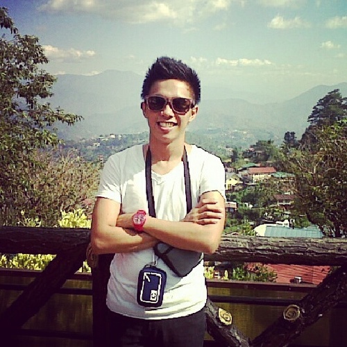 PLMayer. Education graduate. Volleyball enthusiast. ANTM, Divine Lee, Anne Curtis, Becky Nights fan. Frustrated Photographer. Frugal. | BB PIN:25F951F0