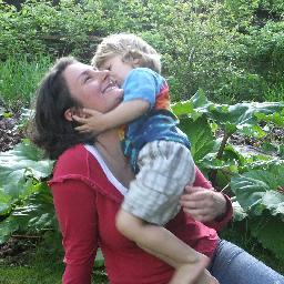A Momma creating solutions for homemade goodness in the kitchen and garden...with Love!   Carrie Ell - Bringin' Homemade Back ...the kitchen and beyond!