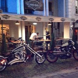 HARD ROAD HOUSE, rental, tour, bar y bed and brekfast en Harley.
