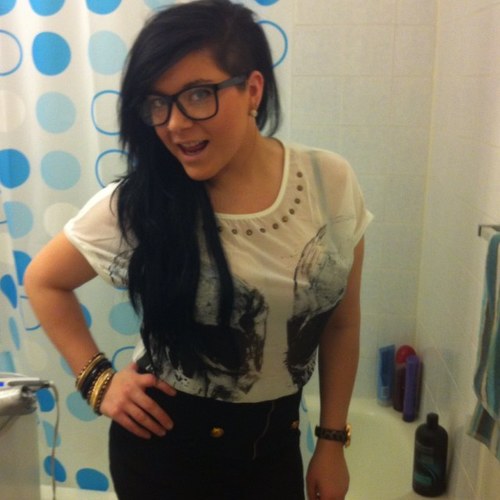 tiiabonin's profile picture. I'm too awesome