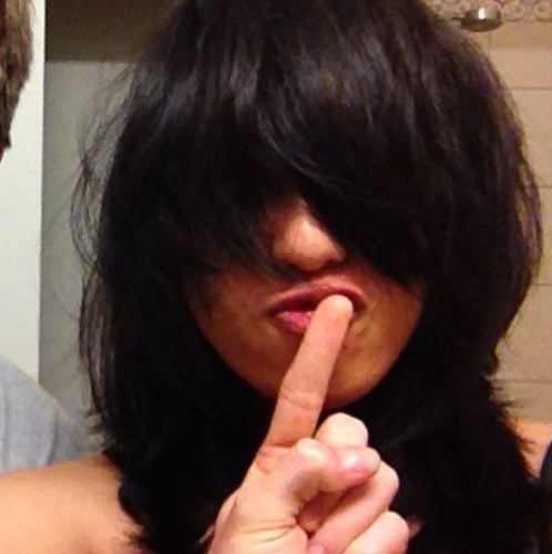 rhyoxene's profile picture. oddities, alienishness and a splash of old lady whingings