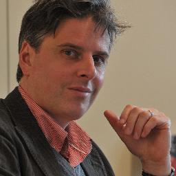 Business development manager at CETIC, ICT applied R&D centre in Belgium, focusing on tech transfer to industry.