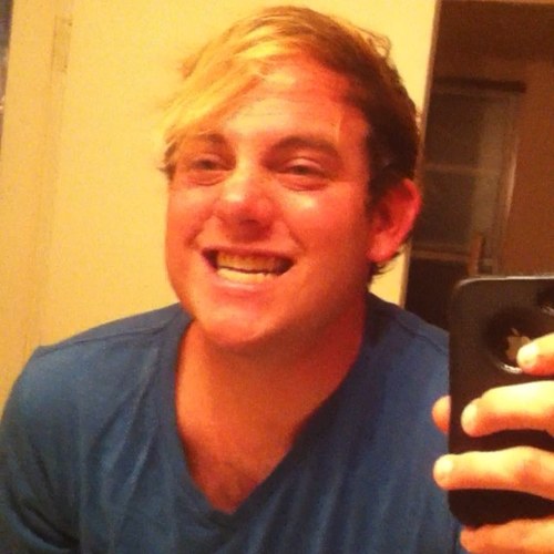 Lucasyio's profile picture. 