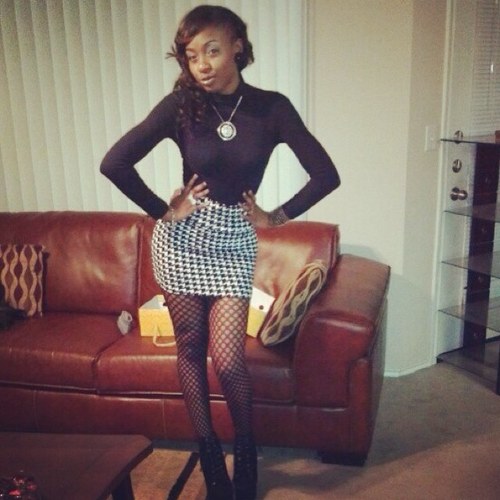 ...the $$$ gone come. if not, im gone get it. •M.O.N. Lady Mafia •DOGG Ent.