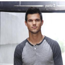 alexandrabeatri's profile picture. 