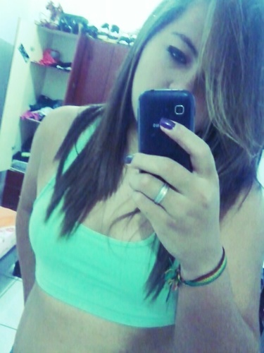 to esperando arrumar um namorado pra por o user dele na bio ~.~