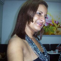 sou adoradora de DEUS,adoro em espirito em verdade.DEUS TOME PROVISÃO POR TODOS OS QUE SEGUEM A MIM E MINHA FAMÍLIA,COLOQUE POR TERRAS.