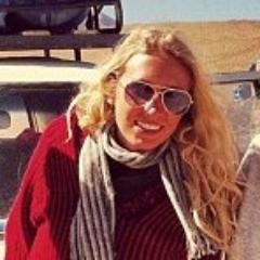 Consumer and social PR girl living the life in Dubai. Those of you in the Arts, Film, Fashion and Digital media spheres ... hit me up!! Cheers you guyyss :)