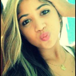 DeisielleSoares's profile picture. A Priiincesinha que não Nasceeu
Para ficar preza no casteelo, Maaiss Sim para
Enfrentar A realidade Com a Cabeça Eguiida ~ ♥
Me segue amore! ;))