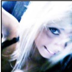 Noiva do @Alexx_Alexandre s2' 18 anos Aquariana ,  Sou sódo @Alexx_Alexandre Teamo ♥ Rock ,reggae, eletronika !' curto Bons drinks -'-