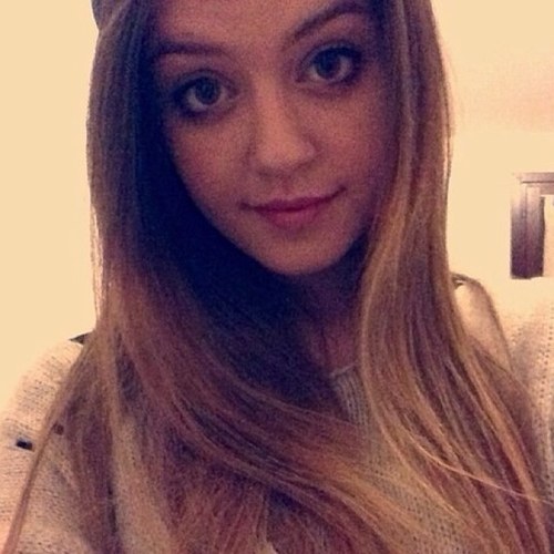 estoesas's profile picture. Bañando a mi pez, no molestar.