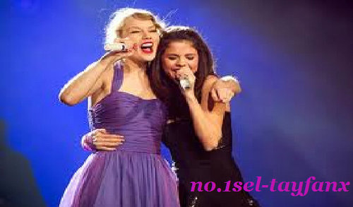 i̶̲̥̅̊ am à Swiftie,Selenator Arianator and à Directioner. i̶̲̥̅̊ folback ;)