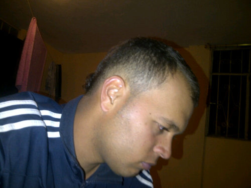 hugoandres_'s profile picture. w 3127544350