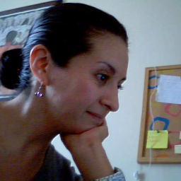 Maestra en género y politicas públicas y Especialista en estudios de la mujer.