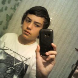 Tooooooooooomih's profile picture. Buueno hoola me llamo tomas chegoriansky mi apodo es chory noce por que mierda ¬_¬ preguntale a @alaansmith7 em ando skate por distintas partes porteñas Suscrib