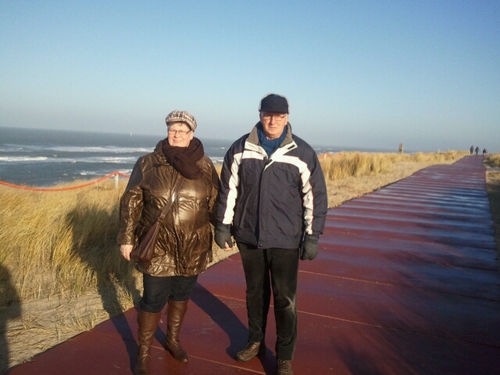 broesder54's profile picture. 