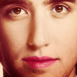 Hi , I am a rusher *-*  @AfofaDoKendall @We_AreRushers @eeeeeSexyJames and @RushersFamous SAO MINHAS ♥