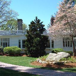 140-acre cemetery and crematory with gorgeous grounds & pristine lake views. Dedicated to providing plan-ahead programs since 1933.