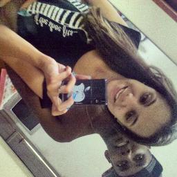 se você leu isso me segue, umbeijo éssedois (: