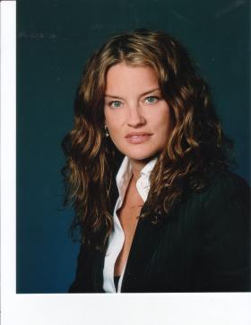 ElinaPolicastro's profile picture. Real-Estate Enthusiast, Hudson River Waterfront Specialist, Chase Priority Partner. Passionate about my children, home decor, and the town of Edgewater.