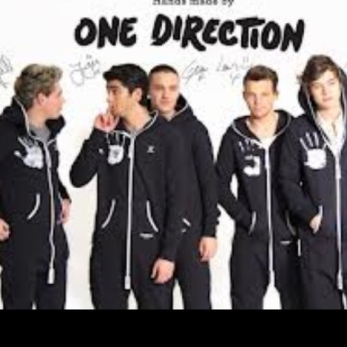 Im such a dedicated directioner i decided to make a fan page so follow if you olease!