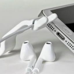 The Smarter Stand is a smarter way to stand-up your iPad or iPhone