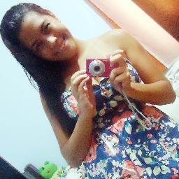 Com a cabeça erguida e mantendo a fé em Deus ★'

http://t.co/NmwJxaU5