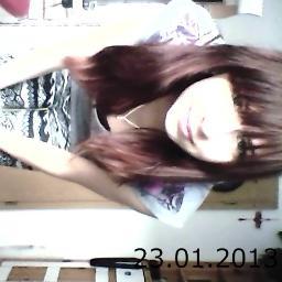 dontgiveashitxo's profile picture. Ich mach mich selbst kaputt, ich weiß. Aber was anderes kann ich scheinbar nicht.