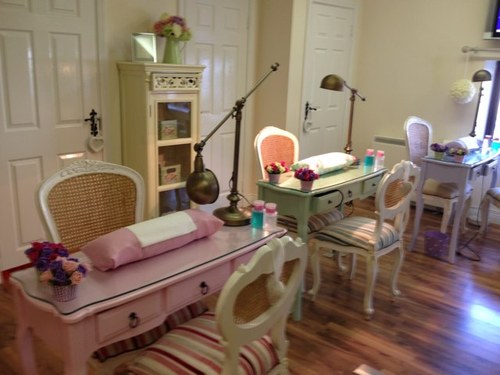 Olivia's Award Winning Beauty Boutique in Tullamore brings to you all the very best beauty treatments in a state of the art french vintage styled salon.