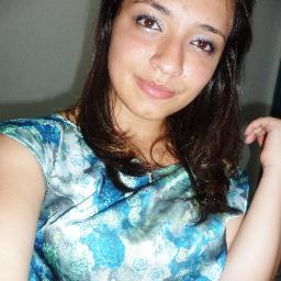 Natty Pequena, Extrovertida, Sorridente, Carinhosa, Chata, Curiosa, Santista e FELIZ !