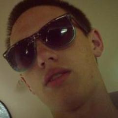 QTHongo's profile picture. EOB '13   the next Iron Chef