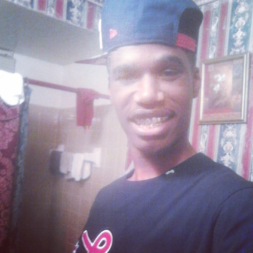 #teamRemyMartin #teamdickemdown #teambigdick ismoke,idrank,an love too party and meet new friends DUCKS NOT ALLOWED haha IG:DOMINOKEY #pisces SMOKE 1 ENT©