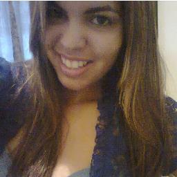 Ao invés di tentar ser perfeita,eu sou eu mesma )