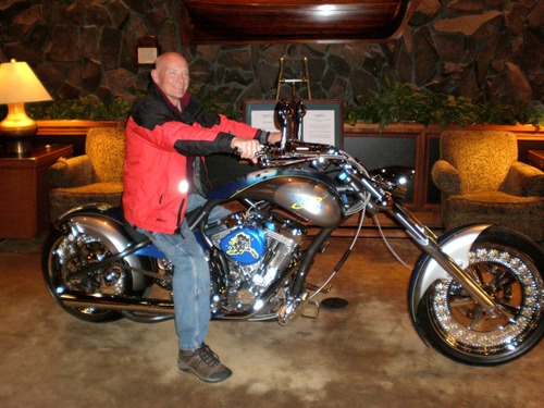 Paul1946Moss's profile picture. Sixty three year old active male.