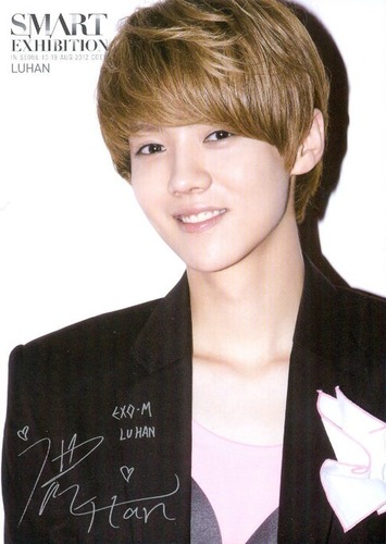 Birthday: April 20 Nicknames: Cute Little Prince ///, Marilyn Monroe I'm the lead dancer & face of the group! My BEST FRIEND is Baekhyun...~ #RP #EXOM