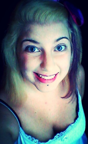 RebForReal's profile picture. i play guitar. i bitch on a blog. i'm 20, and i'm socially inept. If I had friends, I'd like them.