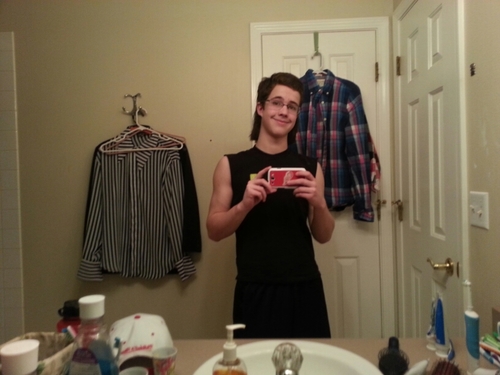 15 years old, single, play hockey, party hardy