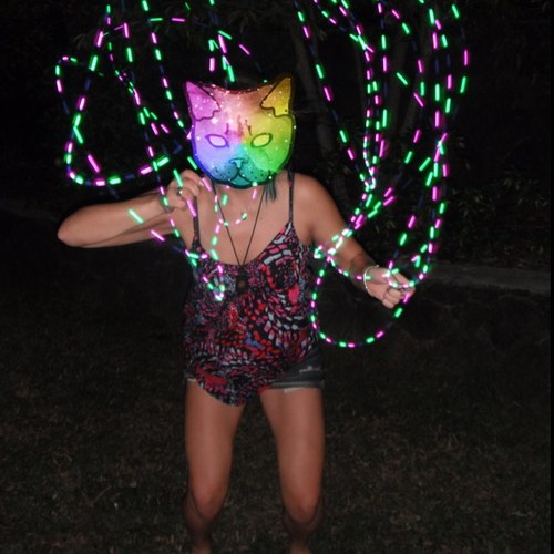 Spread the aloha | scorpio | edm obsessed aspiring yogi | pescitarian | aspiring activist | expel what you wish to absorb