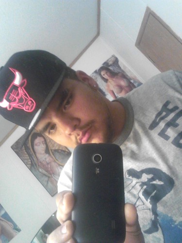 follow and i will follow back!! :)