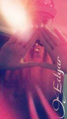 Follow me . I Follow Back . || @x_Turtless Is My Best Friendddd ❤ || Now Hop Off My Dick (; ✌