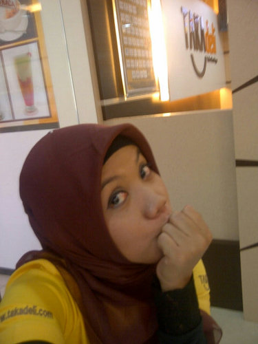 Ella_ara's profile picture. More confident being myself :)