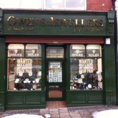 We pay top prices for unwanted gold as well as stocking high quality jewellery and watches. Newcastle Upon Tyne
