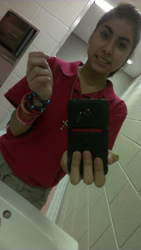 Short =) | Have Bestest Friends Ever  | Fun To Be With | Hmu ?(=