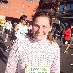 runbakerace's profile picture. Stay at Home Mom of 3, tv addict, runner, race lover, tshirt hoarder, country music listener, Oiselle Volee