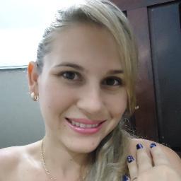 Não tenha medo do sofrimento, pois nenhum coração jamais sofreu quando foi em busca dos seus sonhos.