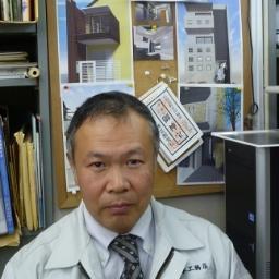 苦労人建築士　吉司です。
㈱山本工務店の住宅の設計をつつぶやきます。Architect