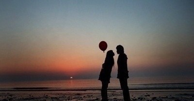 눈을 감아도 네 얼굴만 떠 올라귀를 막아도 네 목소리가 들린 것 같아하루가 네 생각에 정신 없이 지나가나 지금 너를 앓고 있나 봐