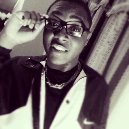 Ayee, my name Noble, Wassam , ~ImSingle, #GodFirst , iHoop , Mention & I'll Follow Back ASAP ; IG: Hundreds_ Chase_Me